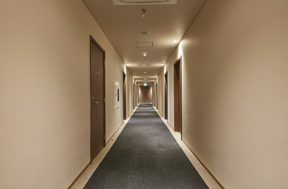 Фото Wishton Hotel Yangon