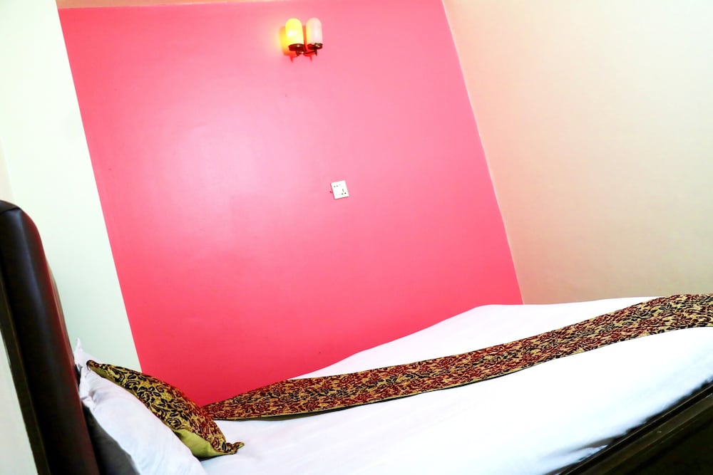 Фото Hotel East End