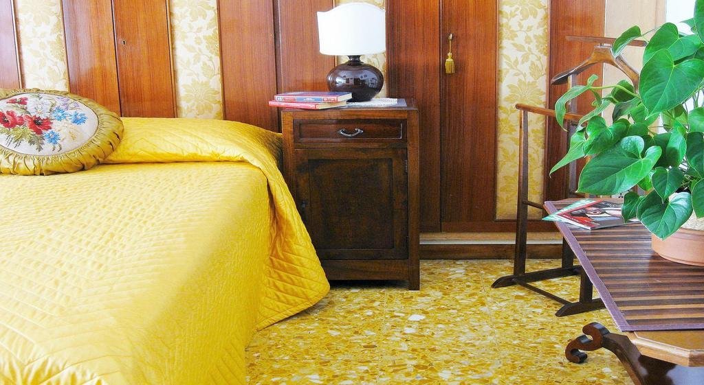 Фото Romulus Rex Bed And Breakfast