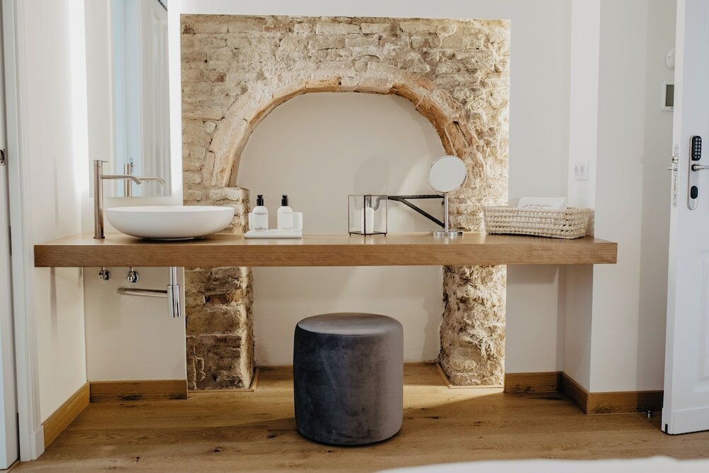 Фото La Ermita Suites - Único Hotel Monumento de Córdoba