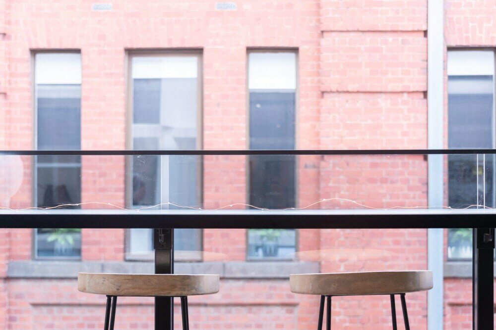 Фото Trendy 1 Bedroom Apartment in the Heart of Collingwood