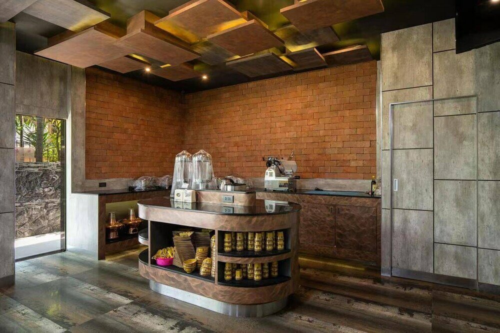 Фото The Ng Hotel