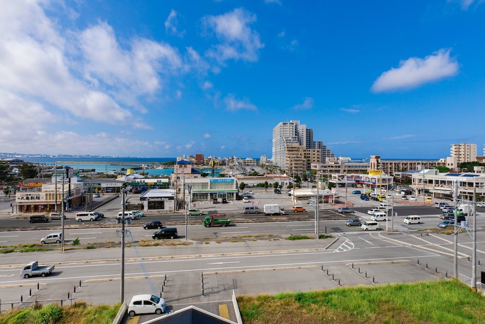 Фото Mr. Kinjo in Grand Blue Chatan