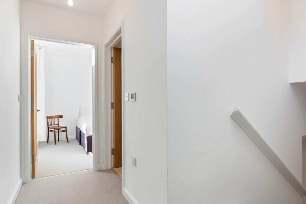 Фото Cosy 2 Bedroom House Near Greenwich