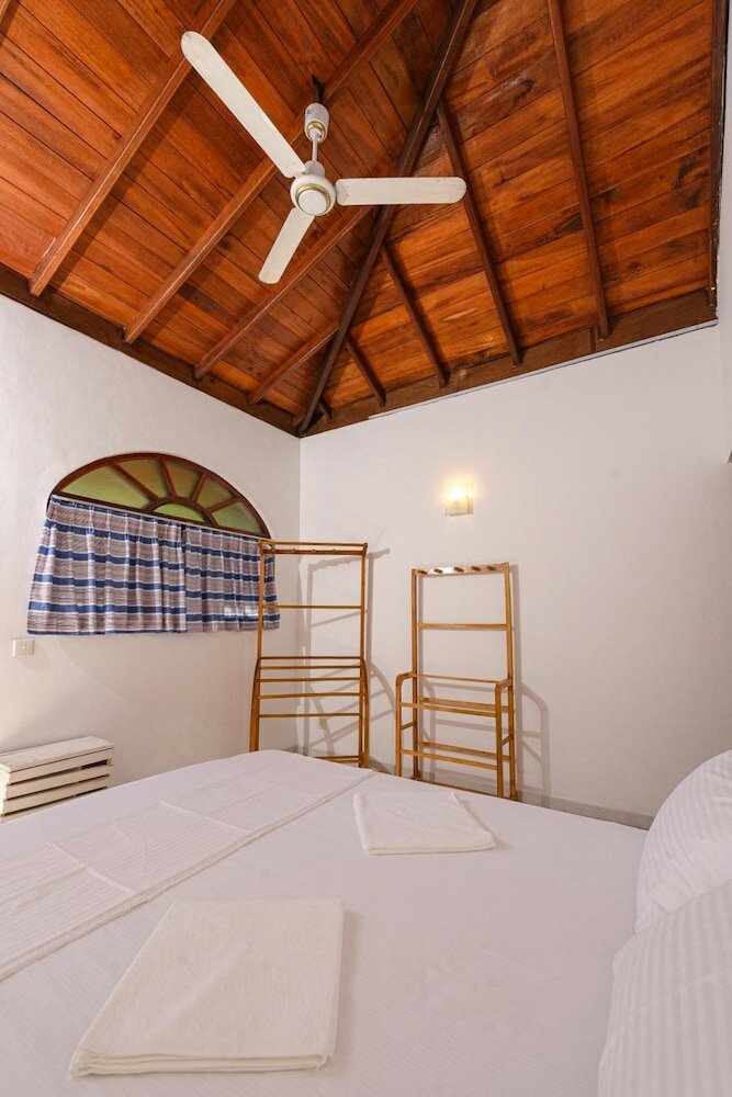 Фото Bright Sunshine Guest House