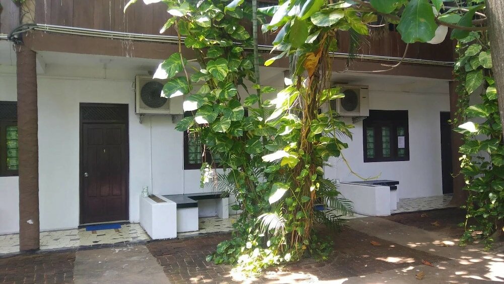 Фото D&j Stamford Hotel - Hostel