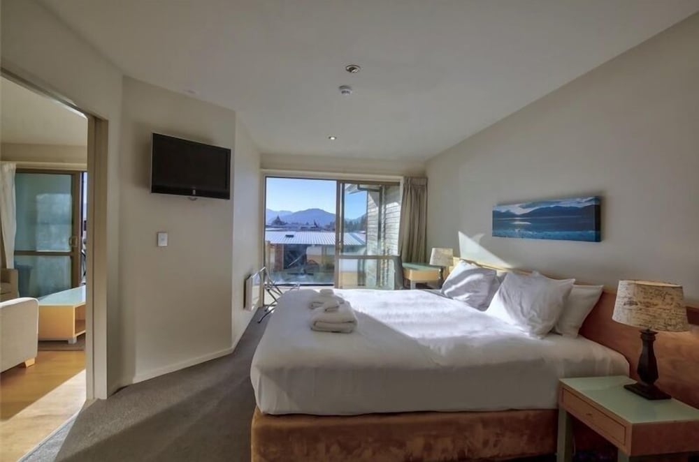 Фото Rocky Mountain Apartment - 111-112