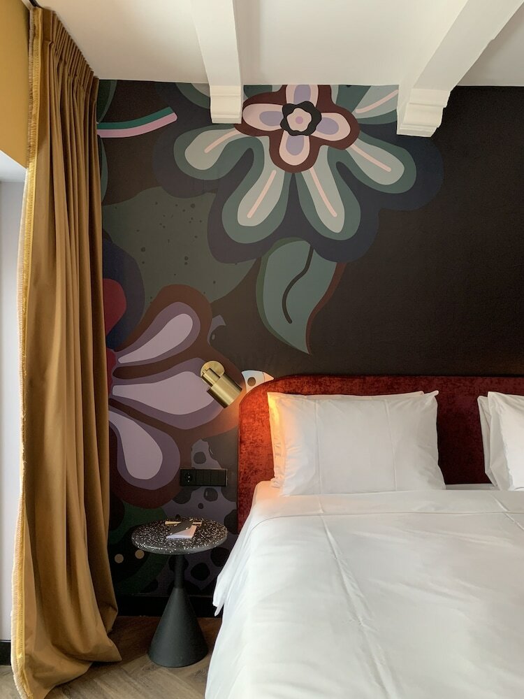 Фото Relais & Chateaux Weeshuis Gouda