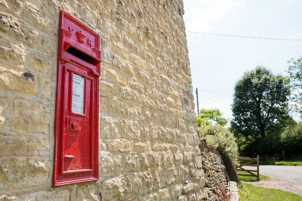 Фото Stunning 2-bed Cottage in Fordwells