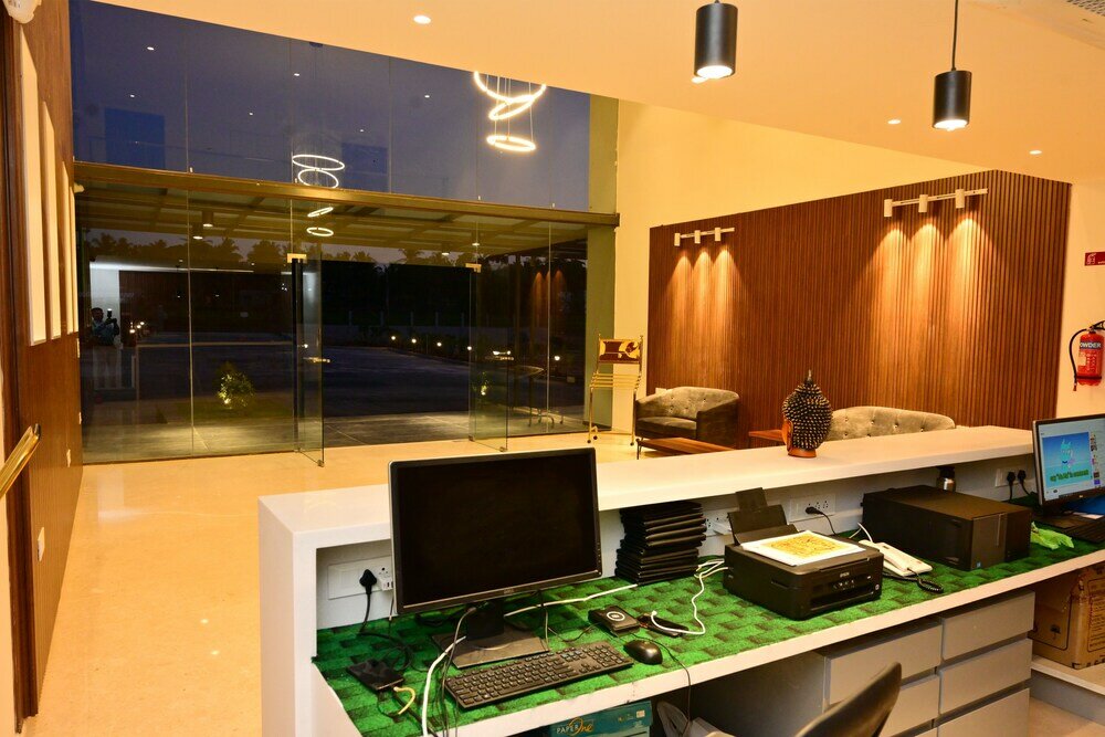 Фото Clarks Inn Express, Krs Road, Mysore