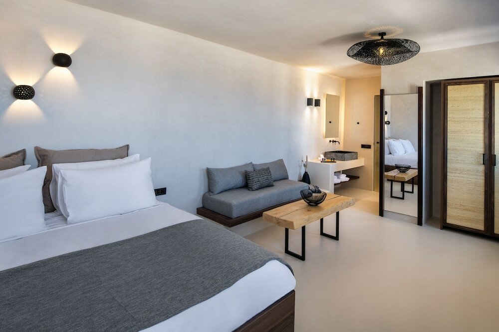 Фото Azanti Suites