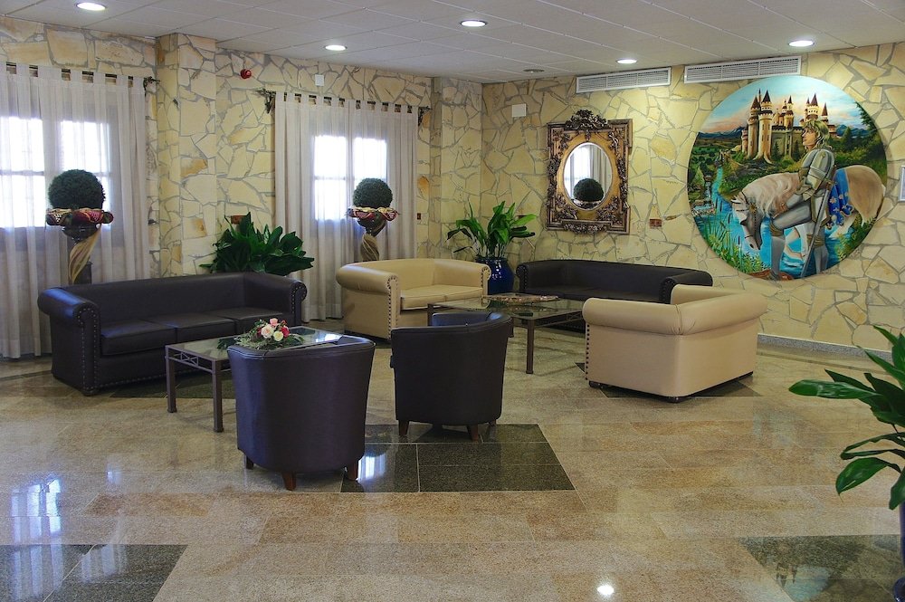 Фото Hotel Plaza del Castillo