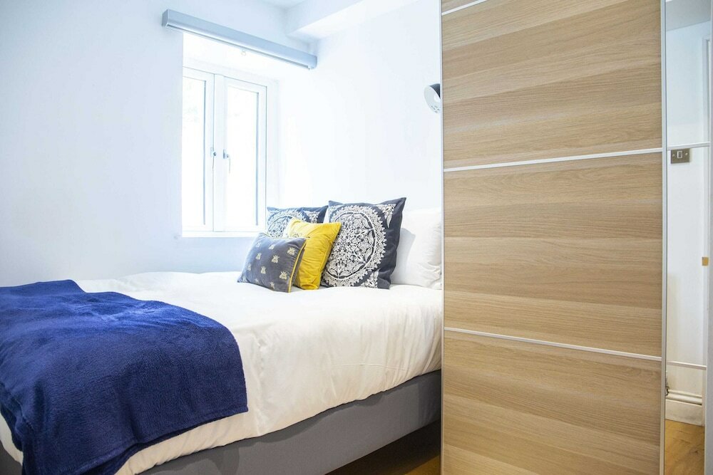 Фото Bright Chelsea Garden Nest