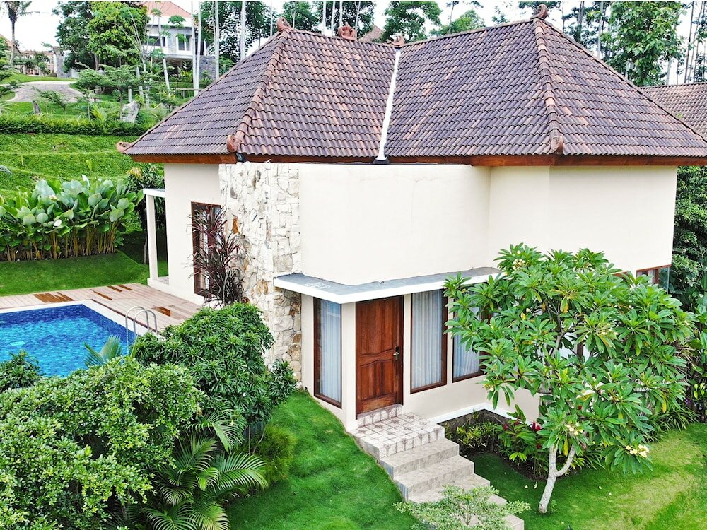 Фото Shanaya Resort Malang