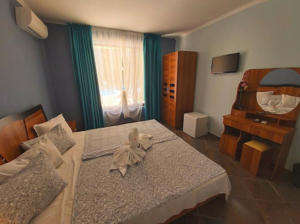 Фото Magnolia Garden Hotel