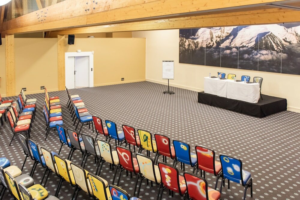 Фото Chalet Hôtel le Prieuré and SPA