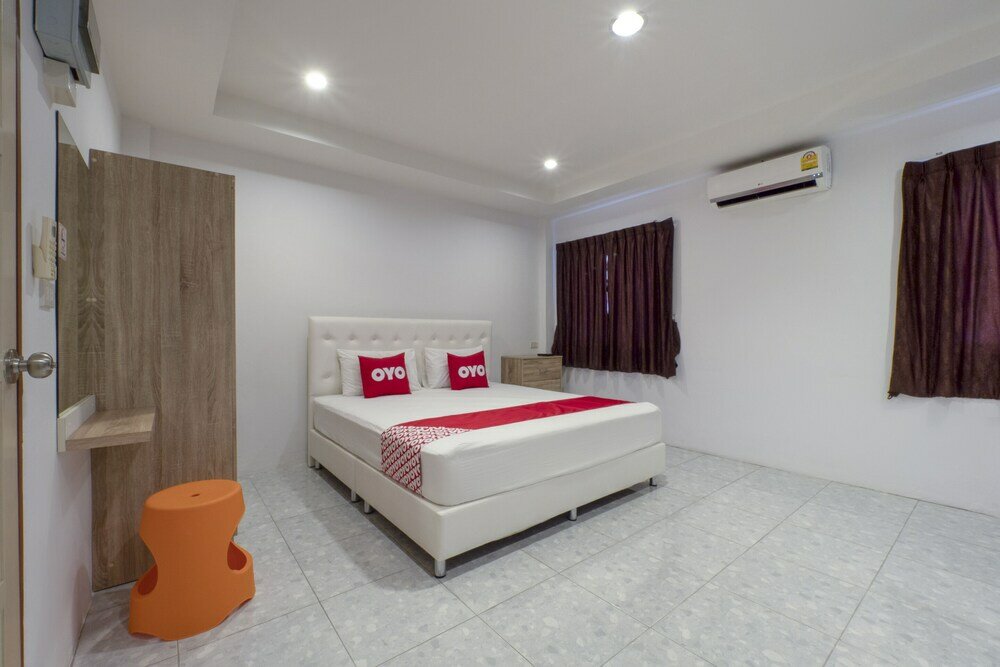 Фото Oyo 698 Pattaya City