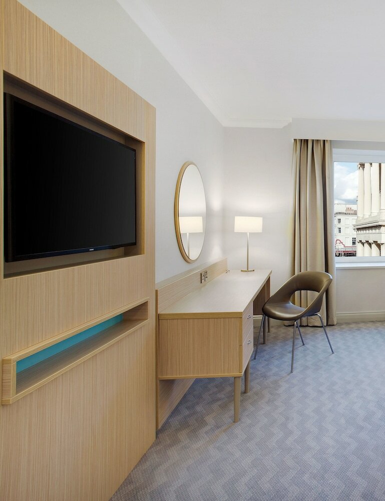 Фото Leonardo Royal Hotel Brighton Waterfront - Formerly Jurys Inn