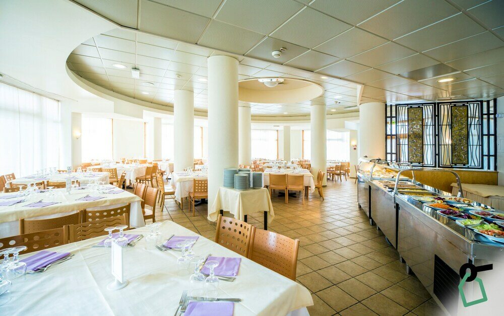 Фото Hotiday Hotel Sestriere