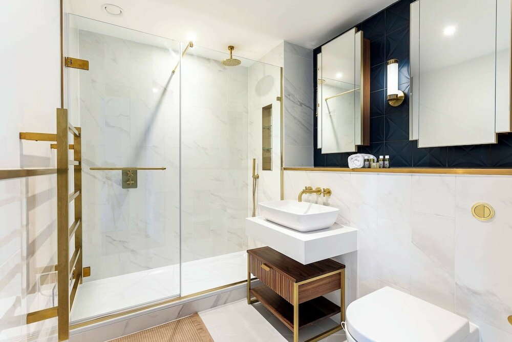 Фото Modern Chelsea Apartment