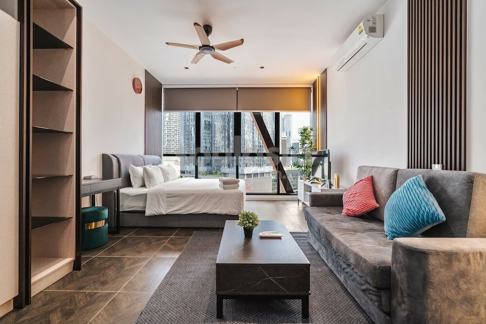 Фото Scarletz Klcc Apartments by soulasia