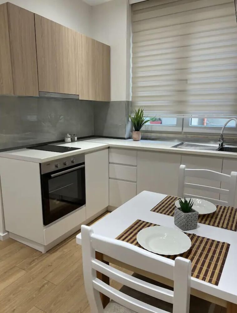 Фото Cozy Modern Apartment