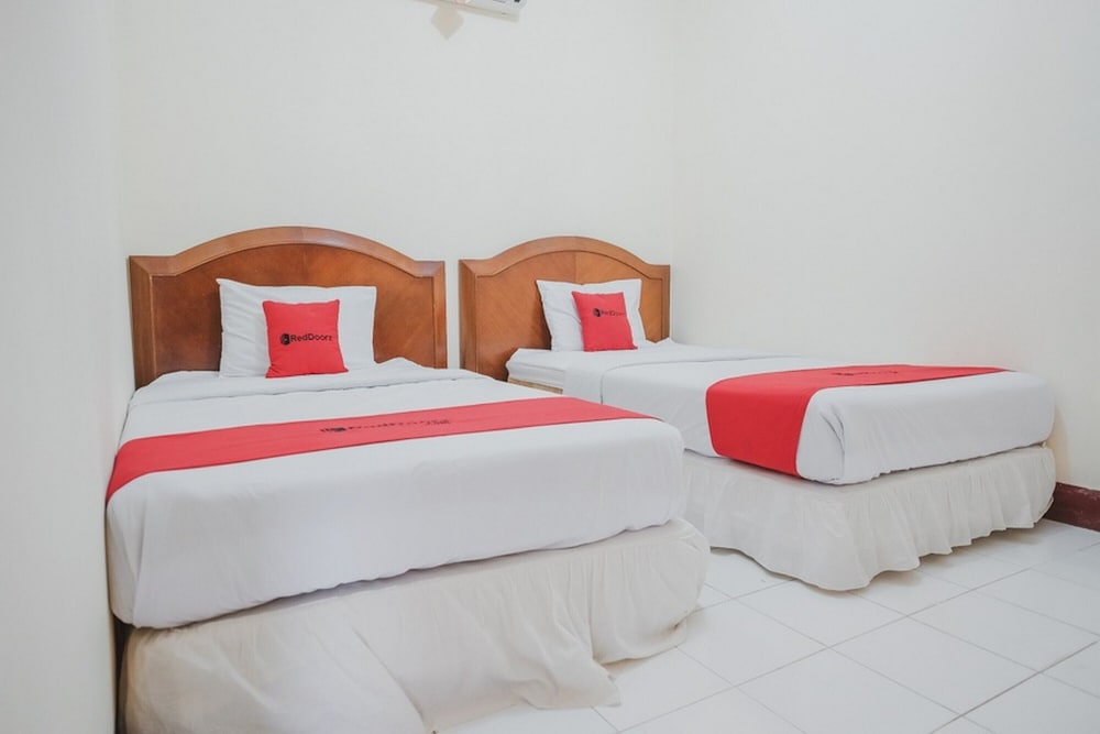 Фото RedDoorz near Transmart Jambi