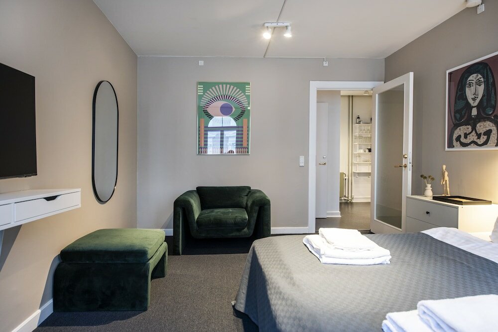 Фото By the Square - Into This Place