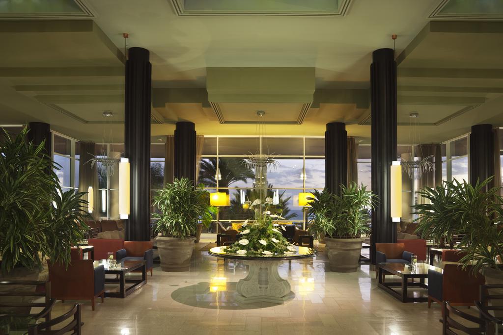 Фото Roca Nivaria Gran Hotel