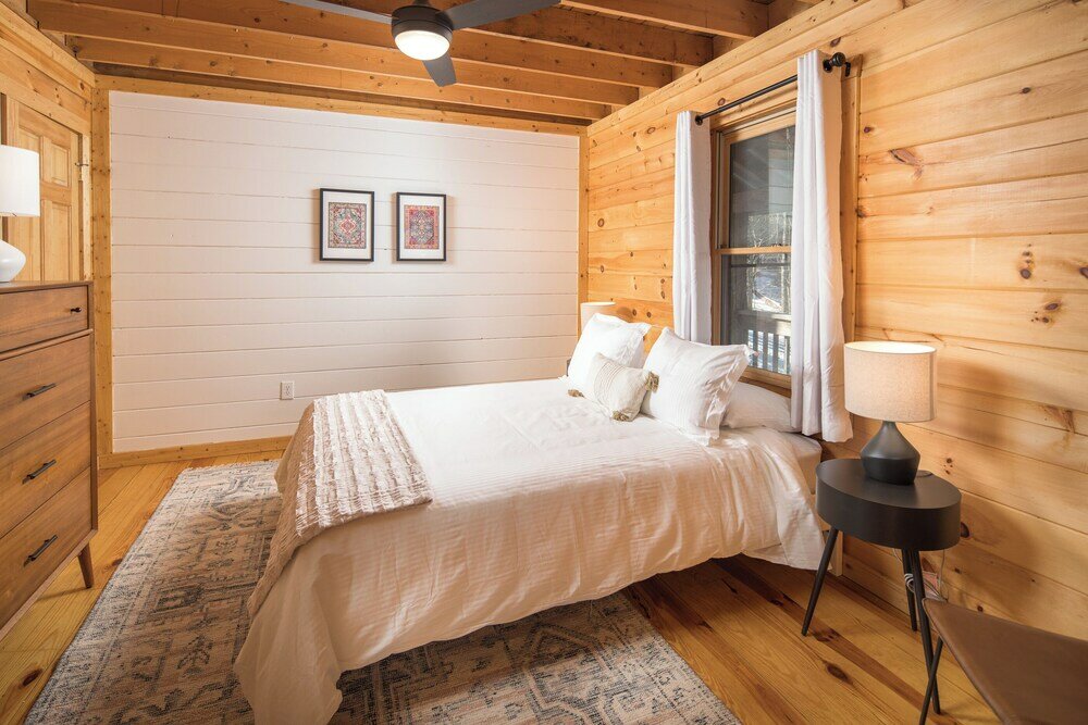 Фото Red Feather Cabins 103