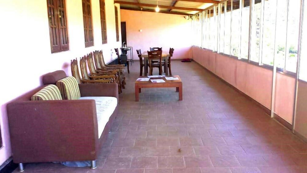 Фото Windy Hills Holiday Bungalow