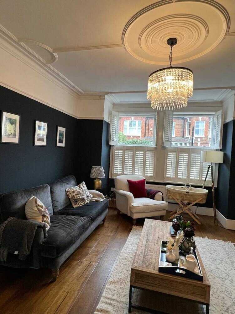 Фото Gorgeous 3 Bedroom Home in Quaint Southfields