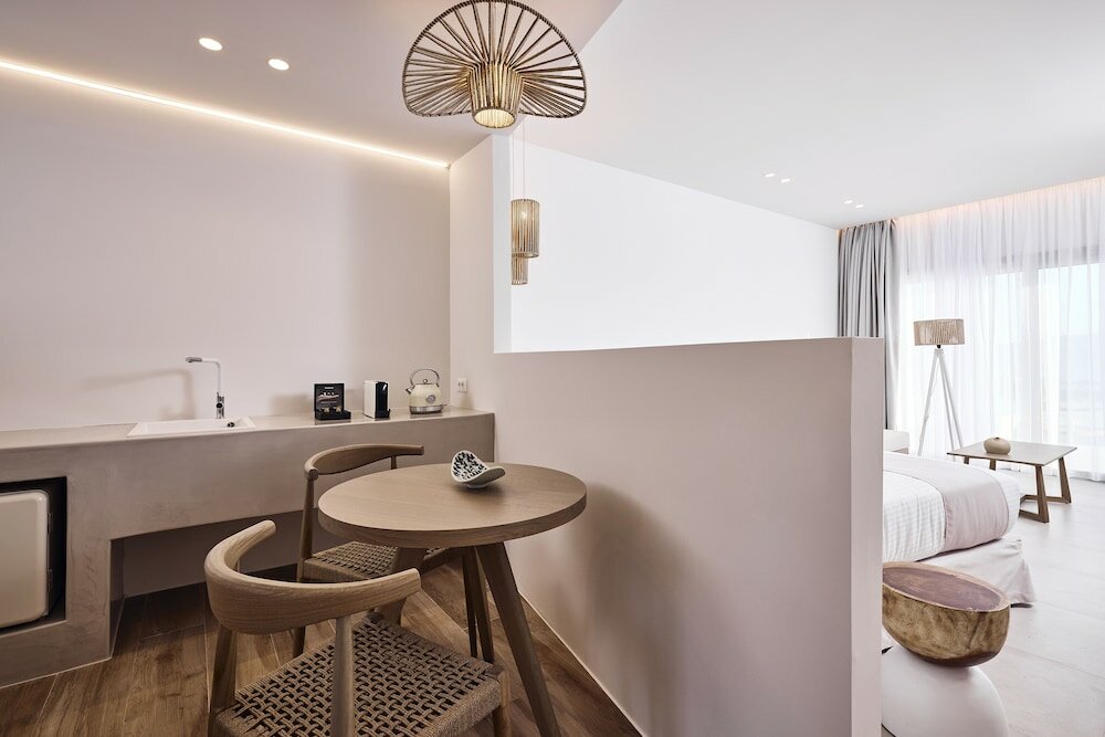 Фото Civitas Milos