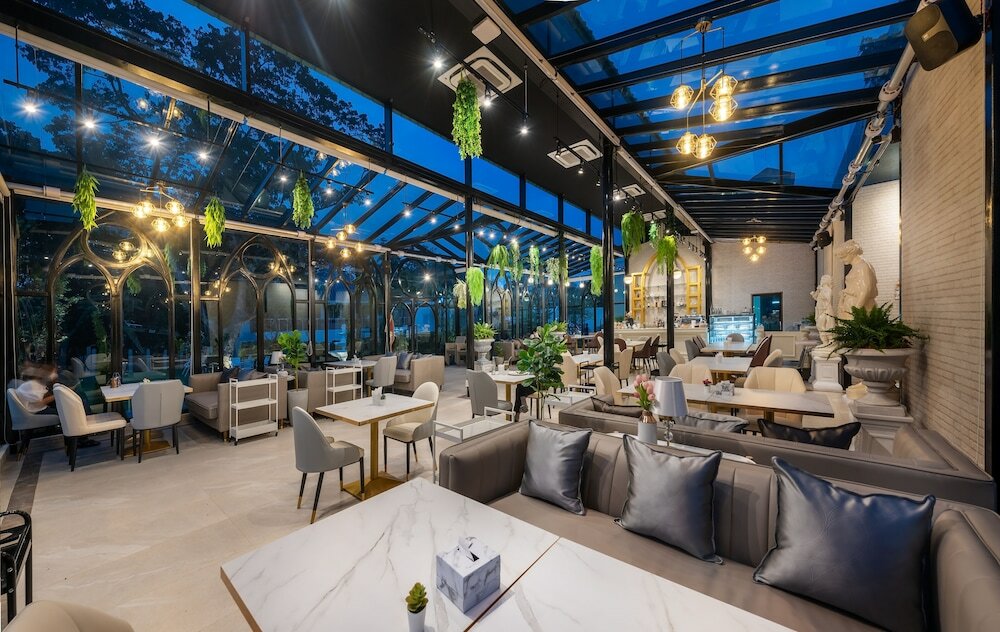 Фото Nine River Hotel