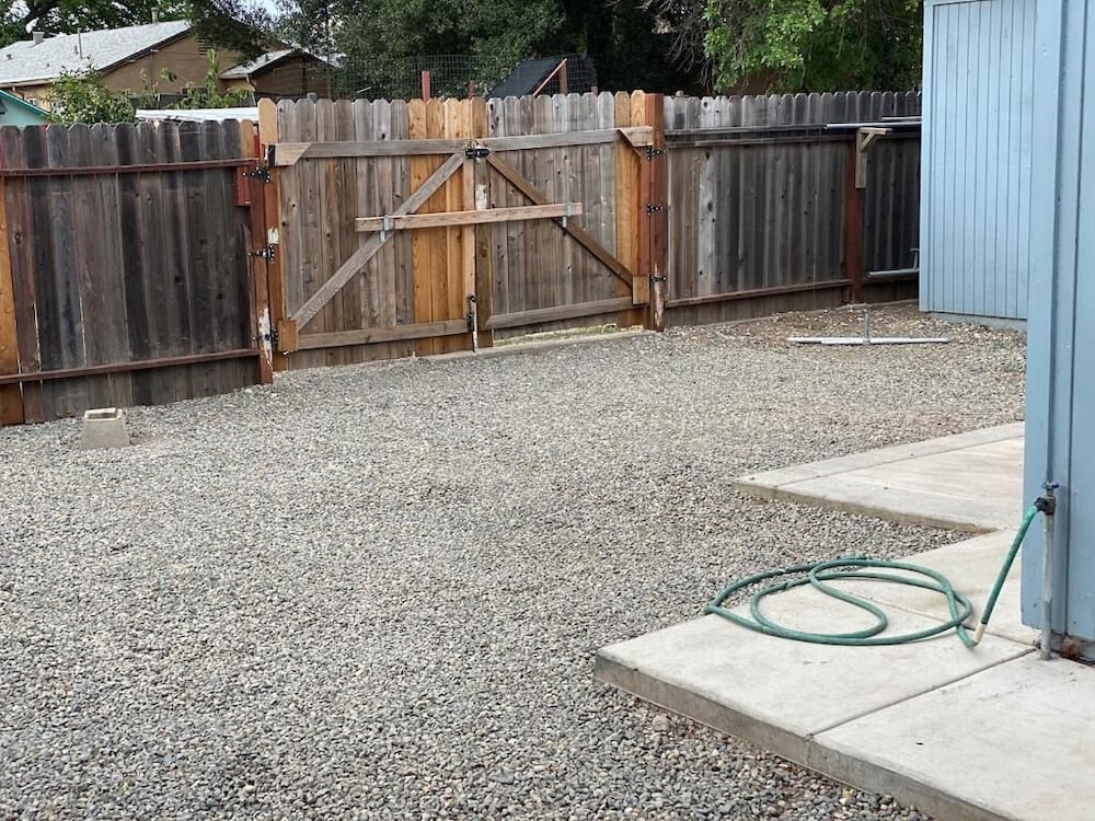 Фото Whole Family - Barrette - Hostel