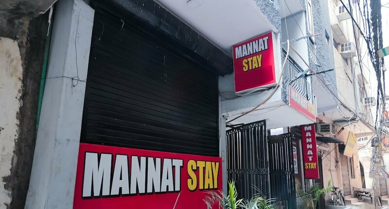 Гостиница Roomshala 127 Mannat Stay в Дели