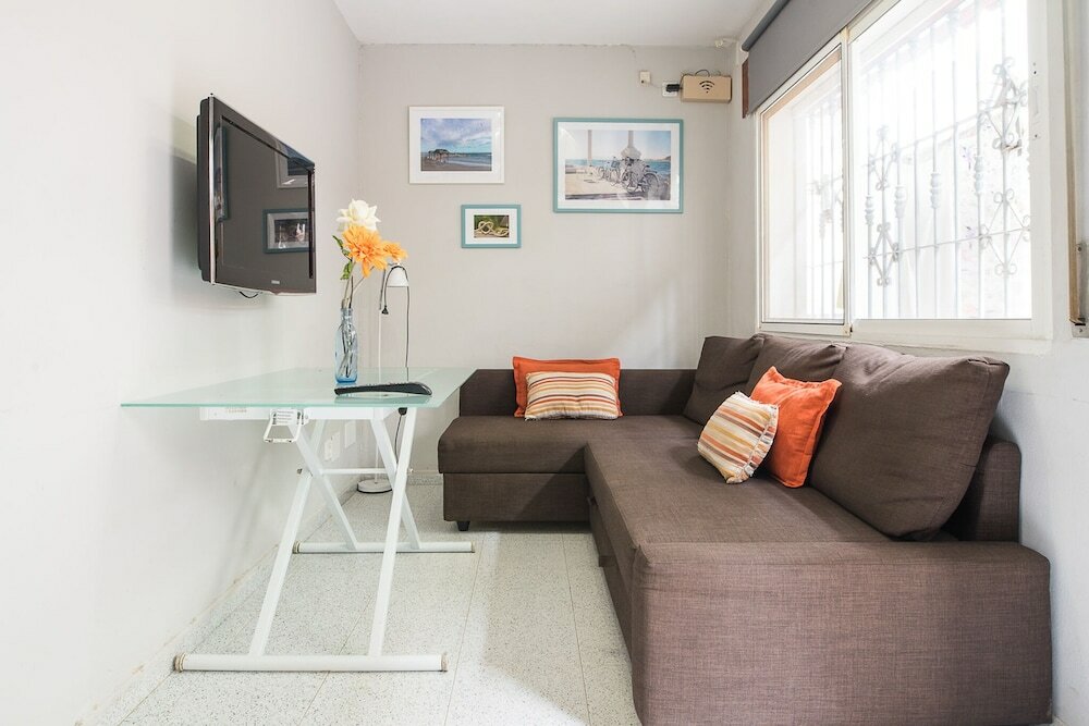 Фото Pedregalejo Beach Apartment 1