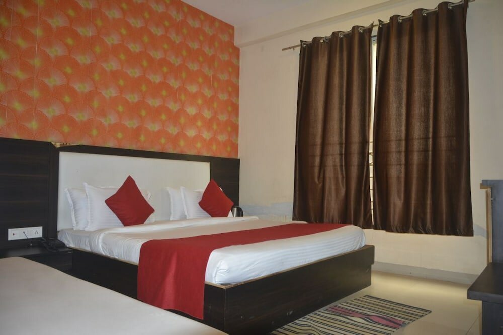 Фото отеля 2