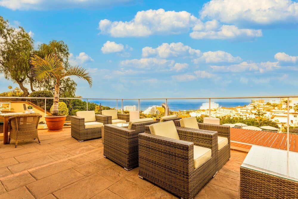 Фото Wyndham Residences Costa Adeje