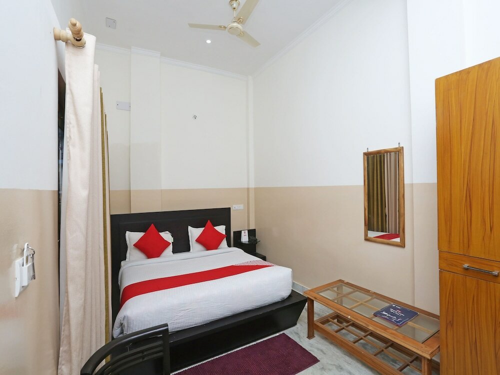 Фото Oyo 19638 Hotel Jay Continental
