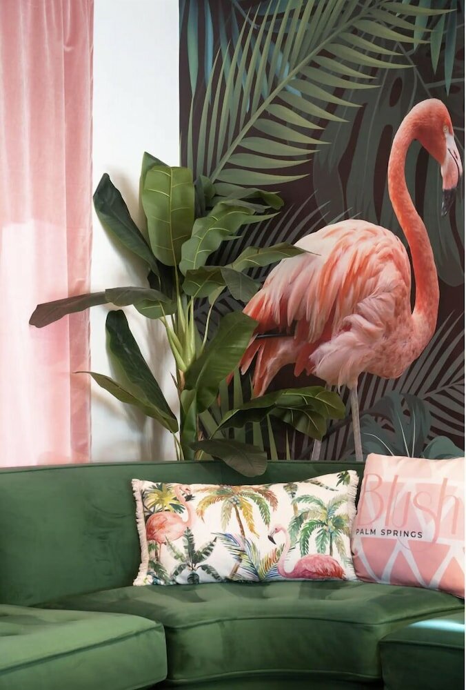 Фото The Blush & Beverly