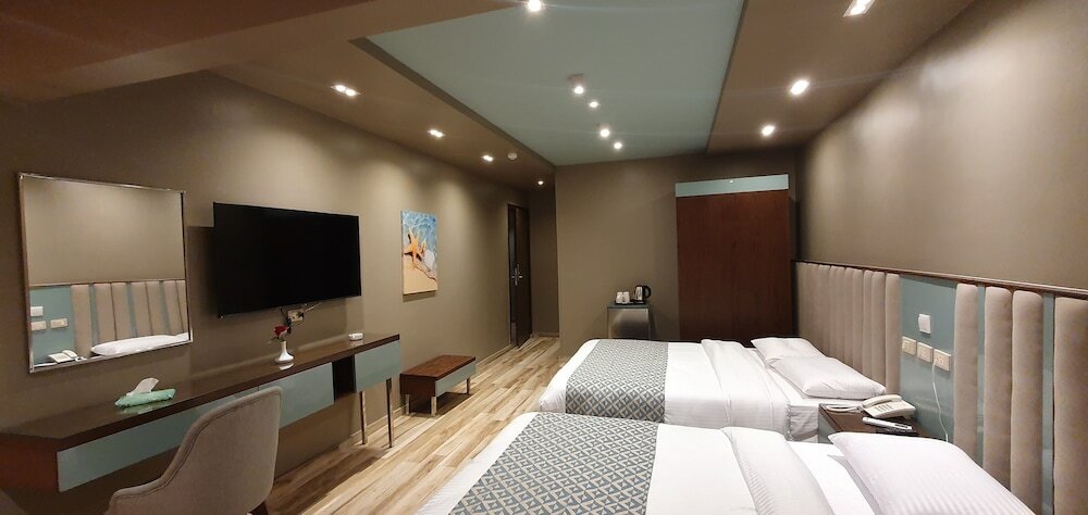 Фото Grand Bayan Hotel at Nile Plaza