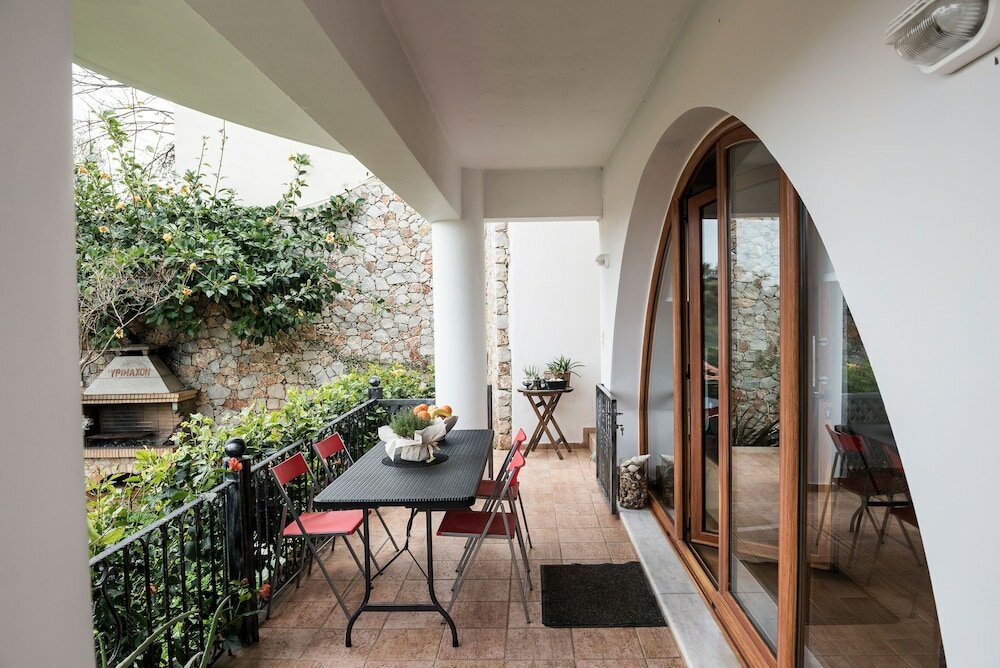 Фото Dream Lux Flat with Great Outdoor Pool & Parking