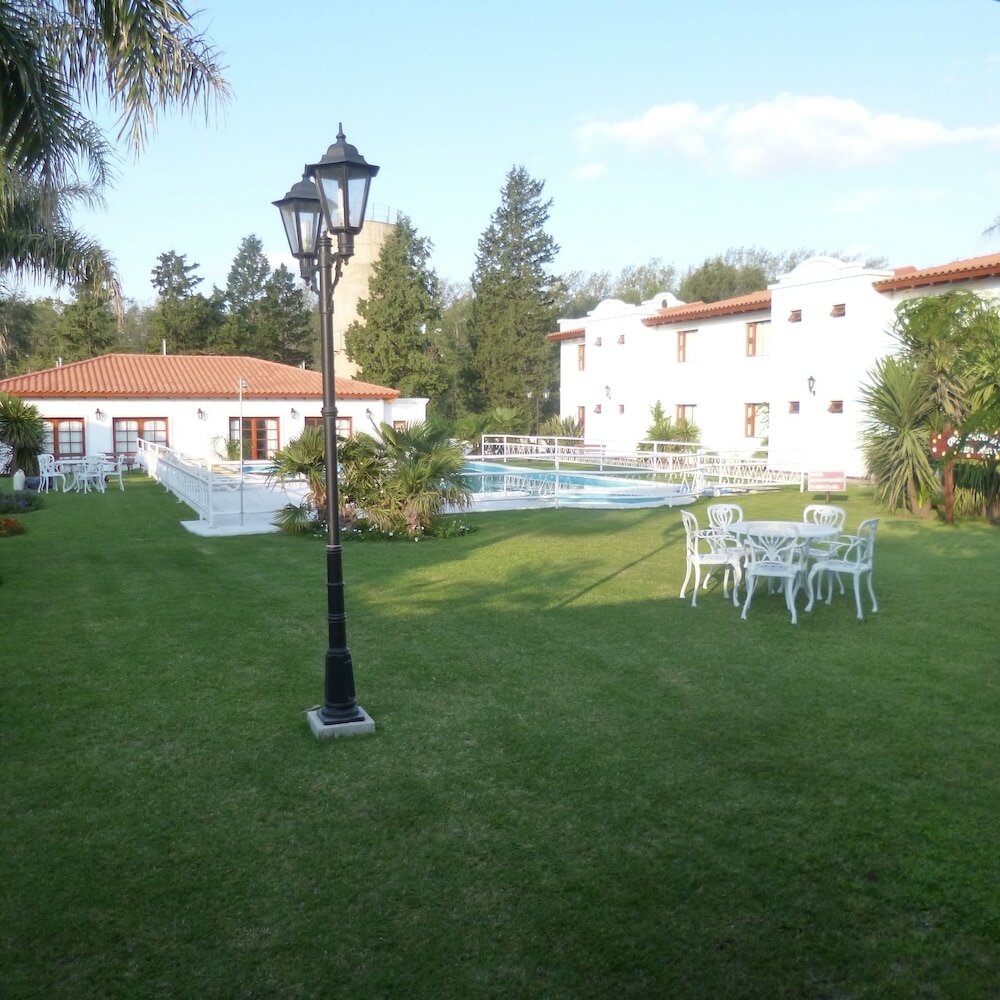 Фото Hotel Garden House