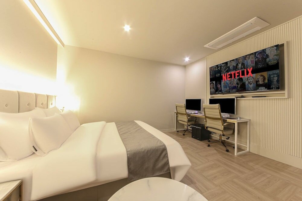 Фото Denbasta Premium Hotel Bumil