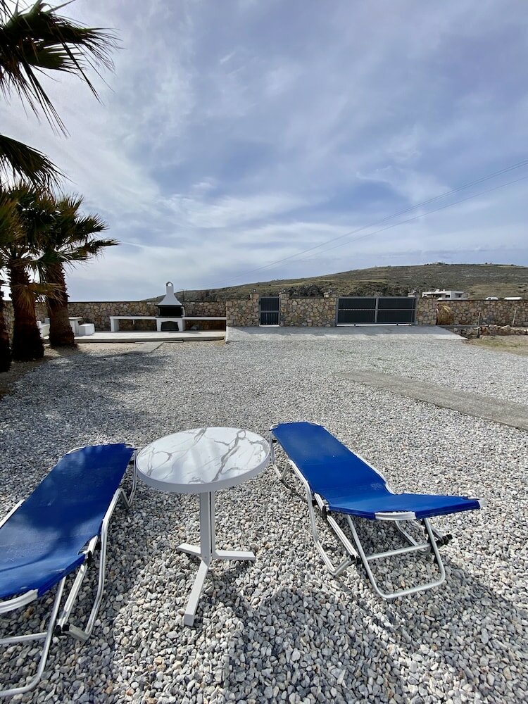 Фото Sea Sound Villa at Perivolos Santorini