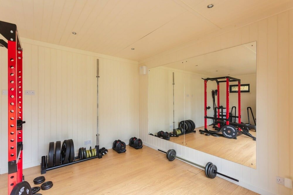 Фото Luxury 3 Bedroom Apartment With Large Garden & gym