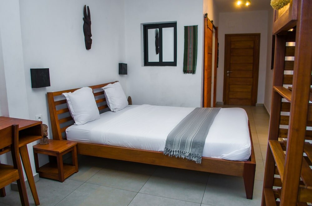 Фото Ikopa Hôtel