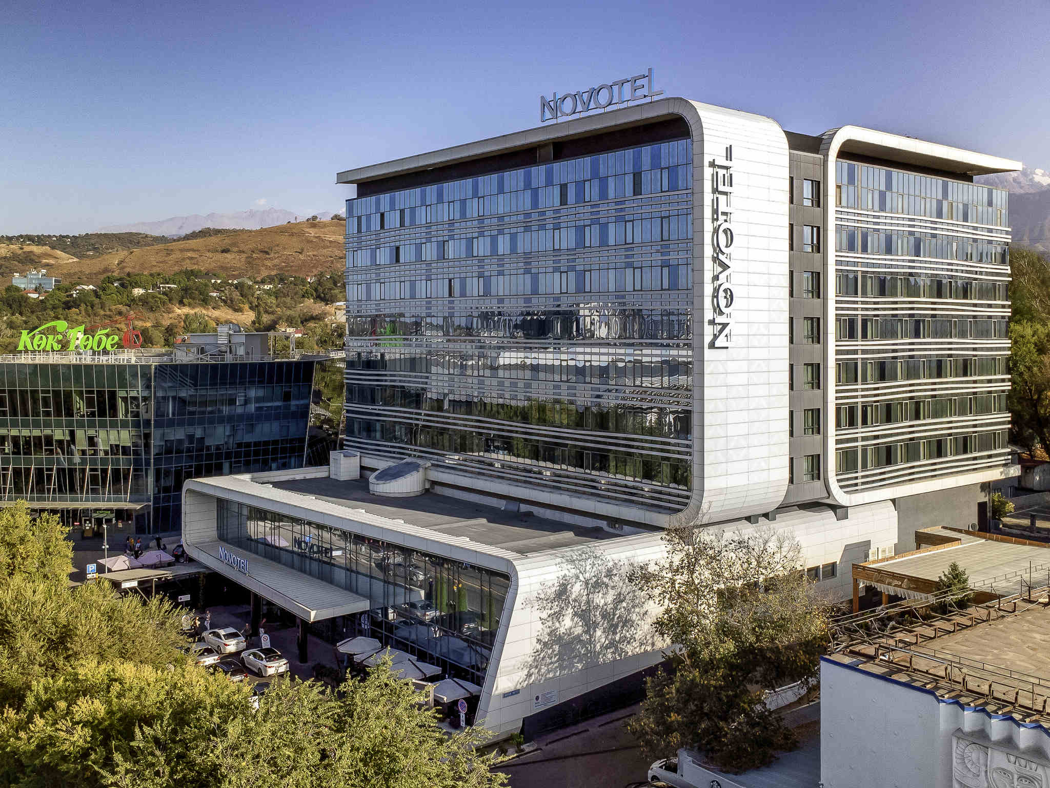 Фото Novotel Almaty City Center