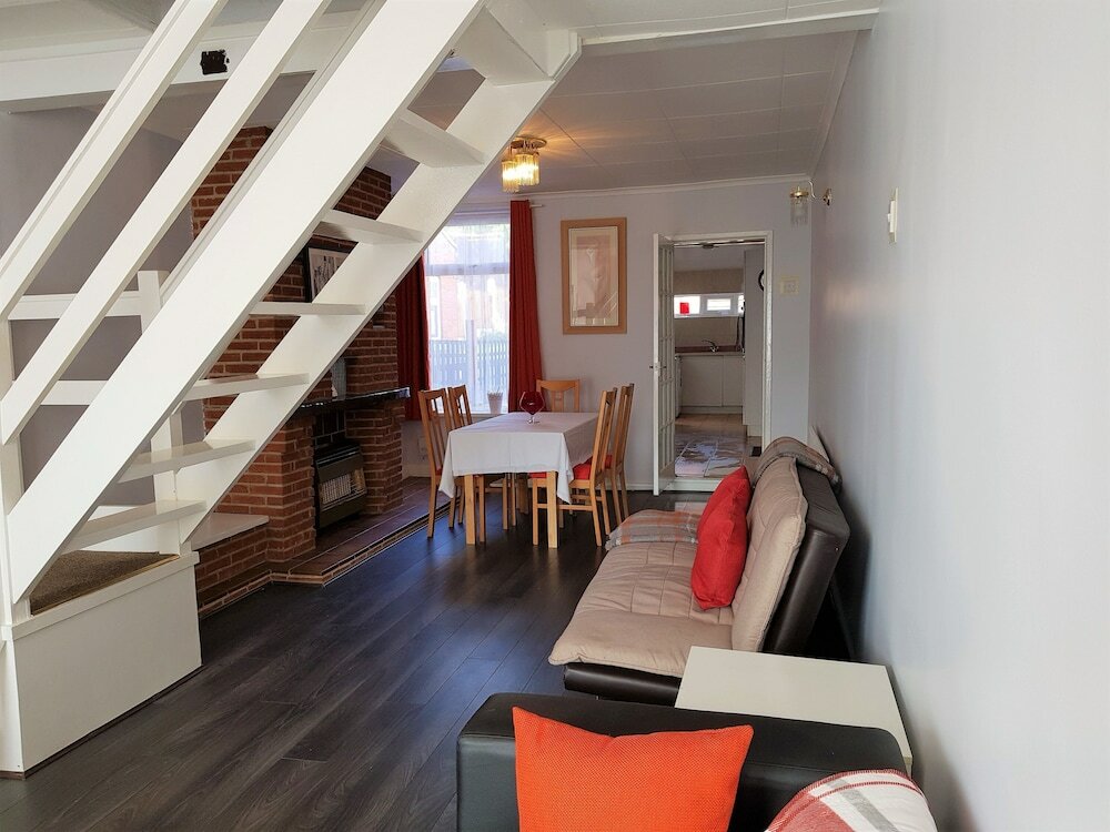 Фото Garden City House- Huku Kwetu